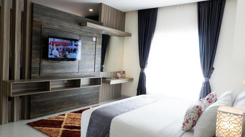 Vega Prime Hotel & Convention Sorong Exterior foto
