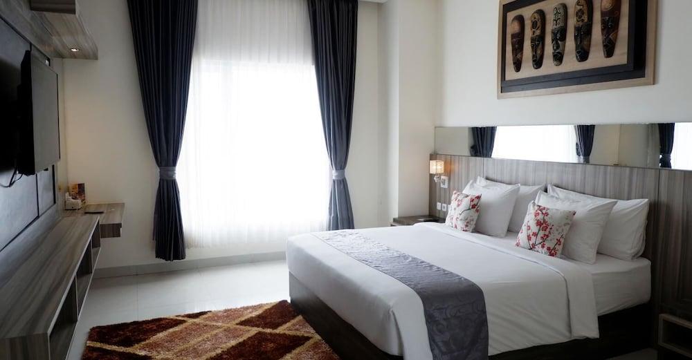 Vega Prime Hotel & Convention Sorong Exterior foto
